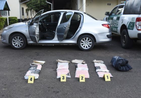 Gendarmería incautó más de 19 kilos de éxtasis a cuatro personas