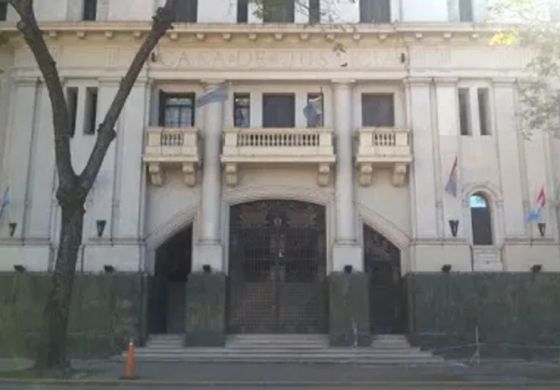 Condenaron a 32 años de prisión a un joven por cometer seis crímenes en Santa Fe